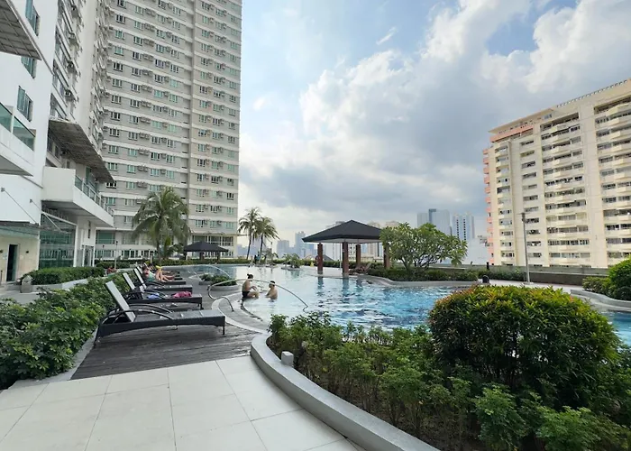 The Beacon Skyview 2br La Suitez4307